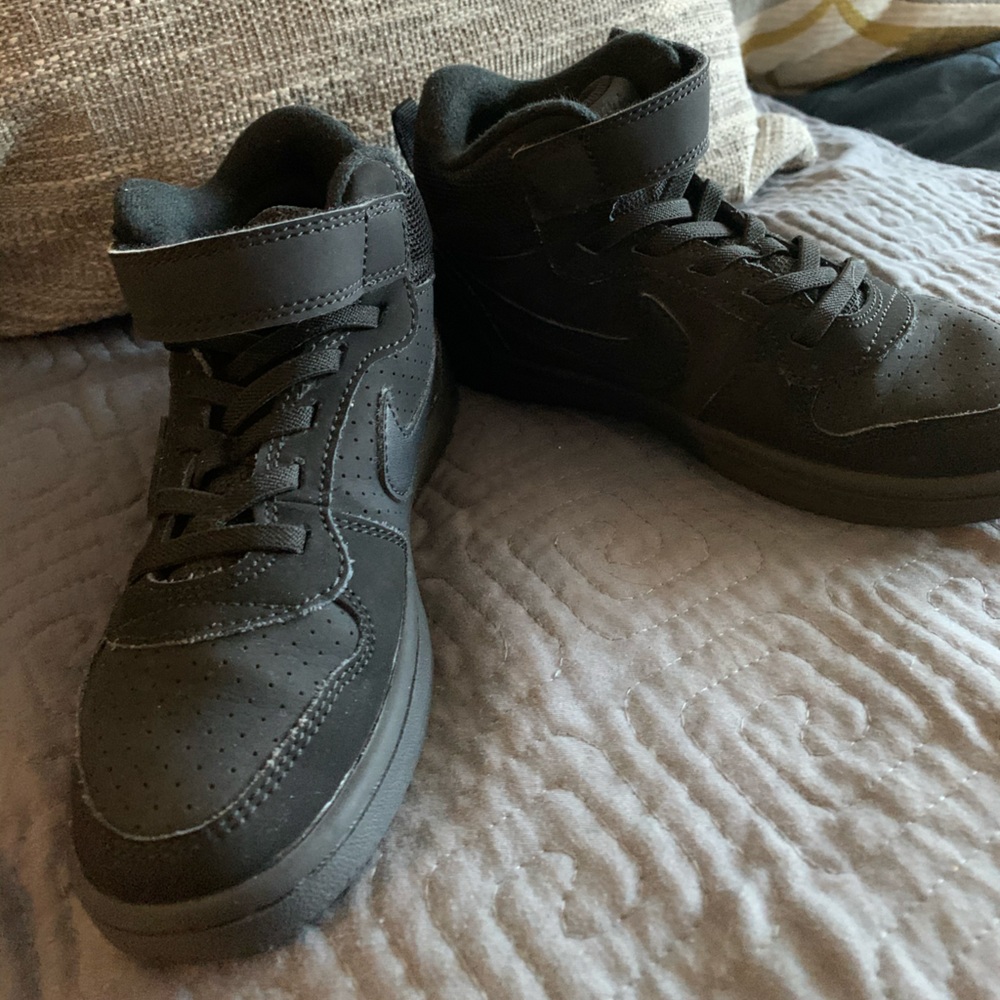 Little Boys Nike Basketball shoes